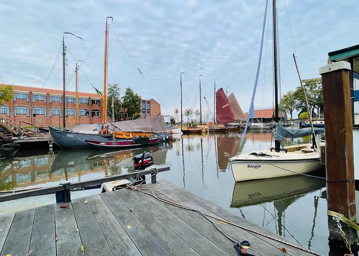 Woonboot 4 Harderwijk