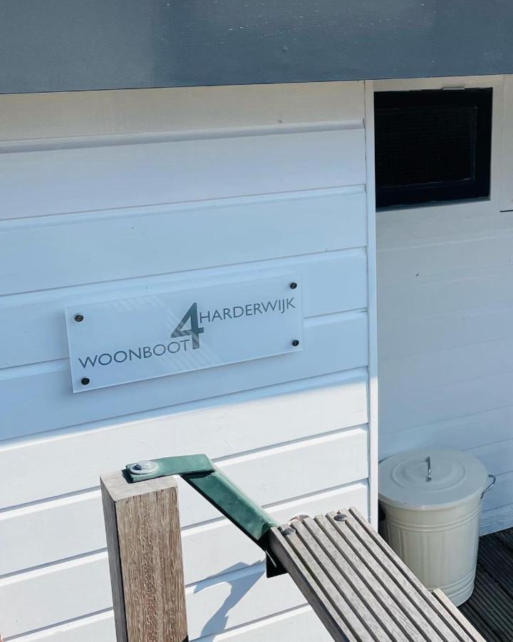 Woonboot 4