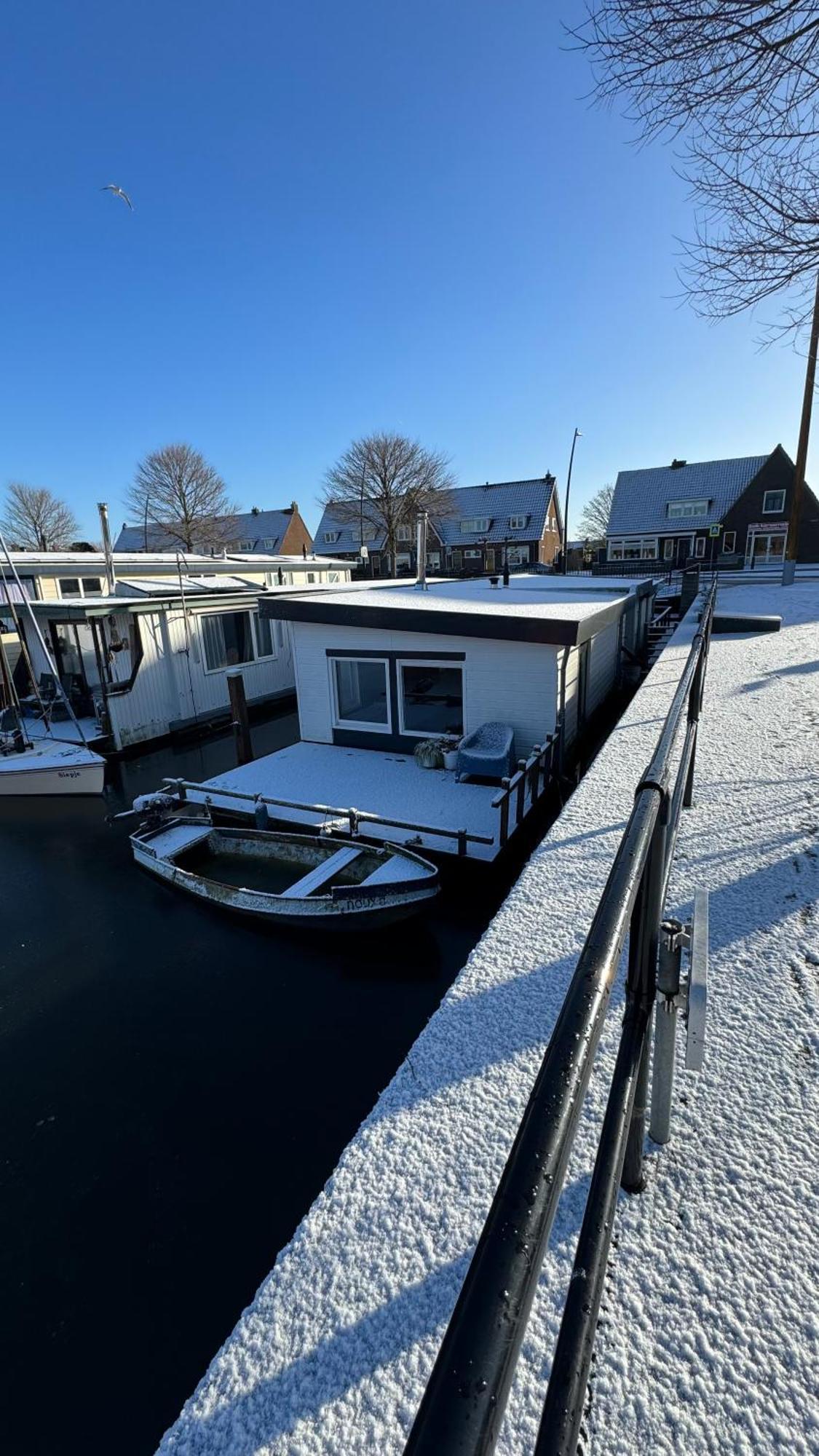 Hotel en barco Woonboot 4